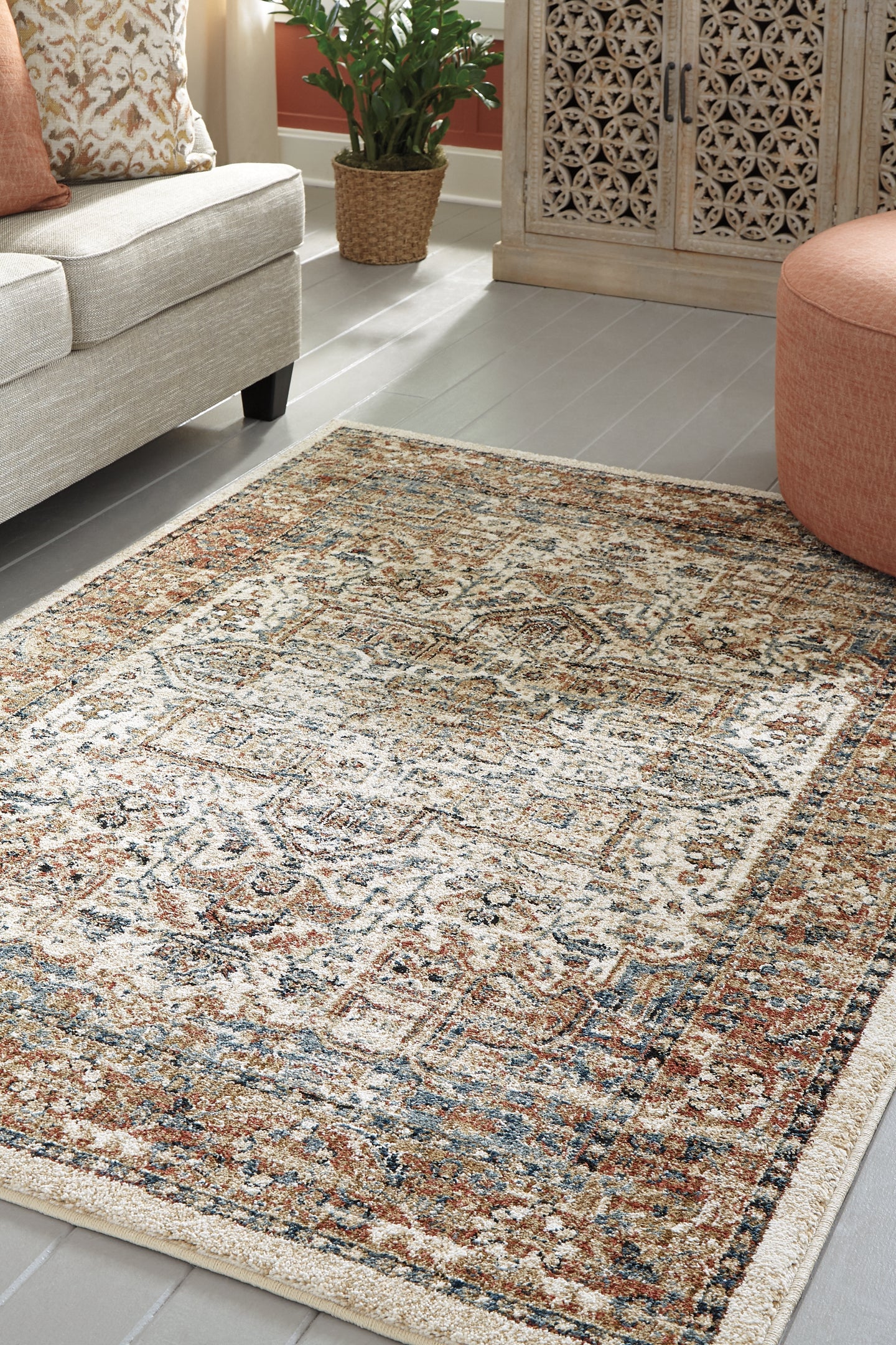 Jirair Medium Rug