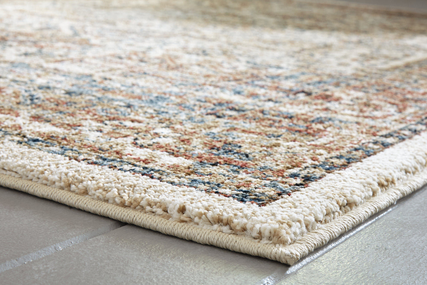 Jirair Medium Rug